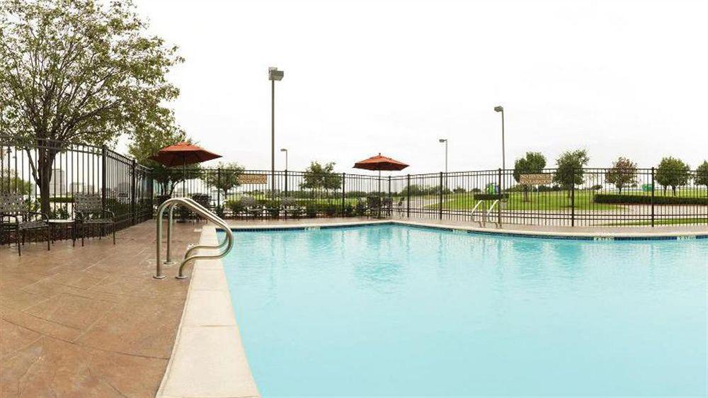 Holiday Inn Express & Suites Irving Conv Ctr - Las Colinas By Ihg Exteriér fotografie