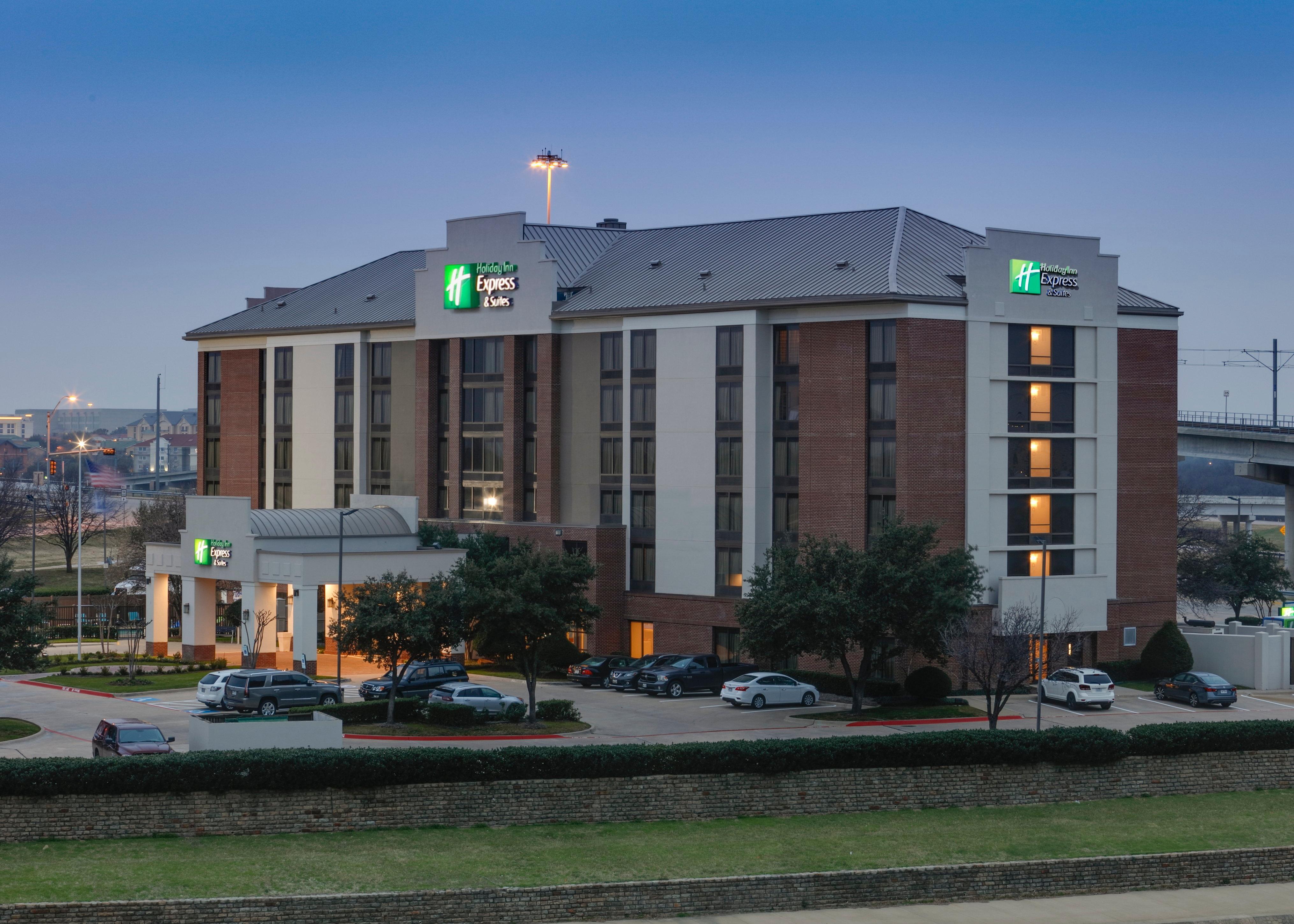 Holiday Inn Express & Suites Irving Conv Ctr - Las Colinas By Ihg Exteriér fotografie