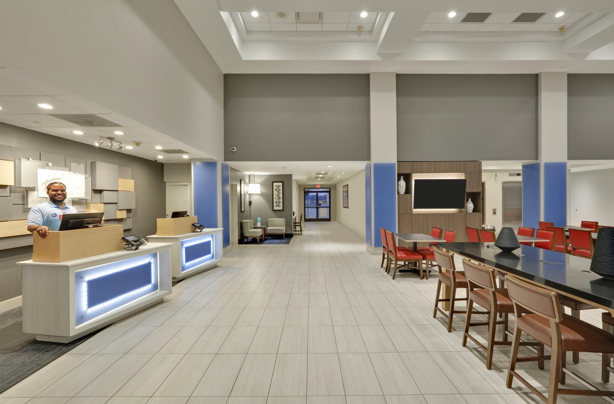 Holiday Inn Express & Suites Irving Conv Ctr - Las Colinas By Ihg Exteriér fotografie