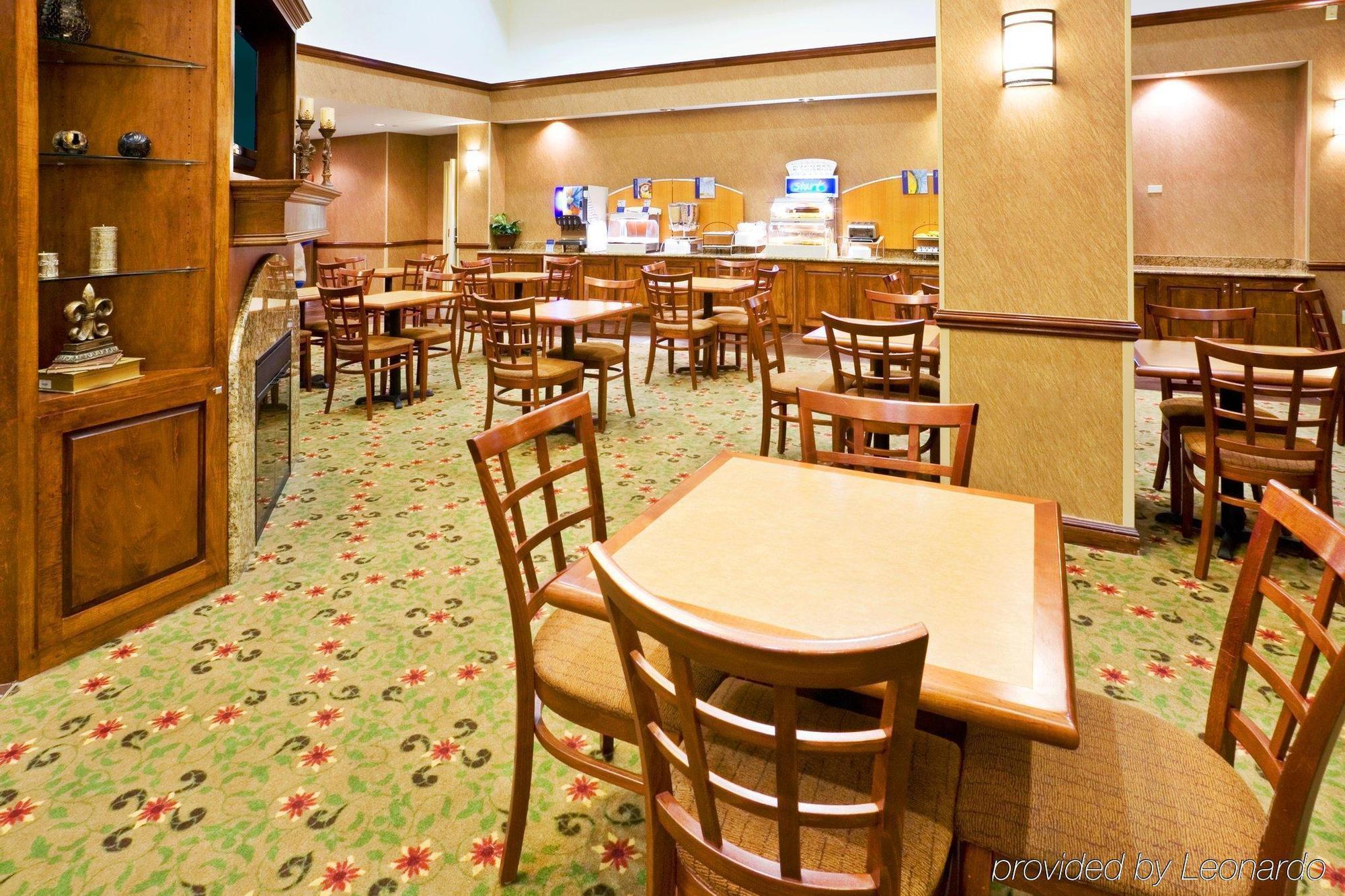 Holiday Inn Express & Suites Irving Conv Ctr - Las Colinas By Ihg Exteriér fotografie